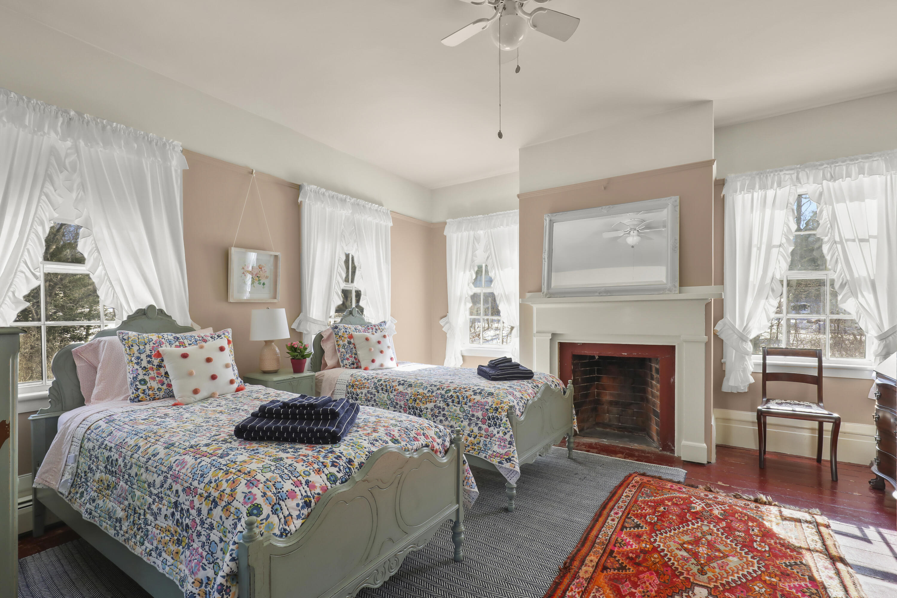 710 County Road Pocasset, MA 02559 - Photo 14 of 44 IMG_3935