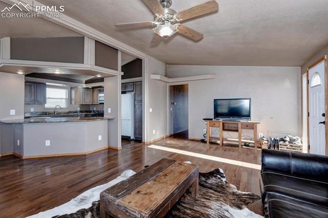13635 Murphy Road Elbert, CO 80106 - Photo 24 of 41 Gallery Image 24