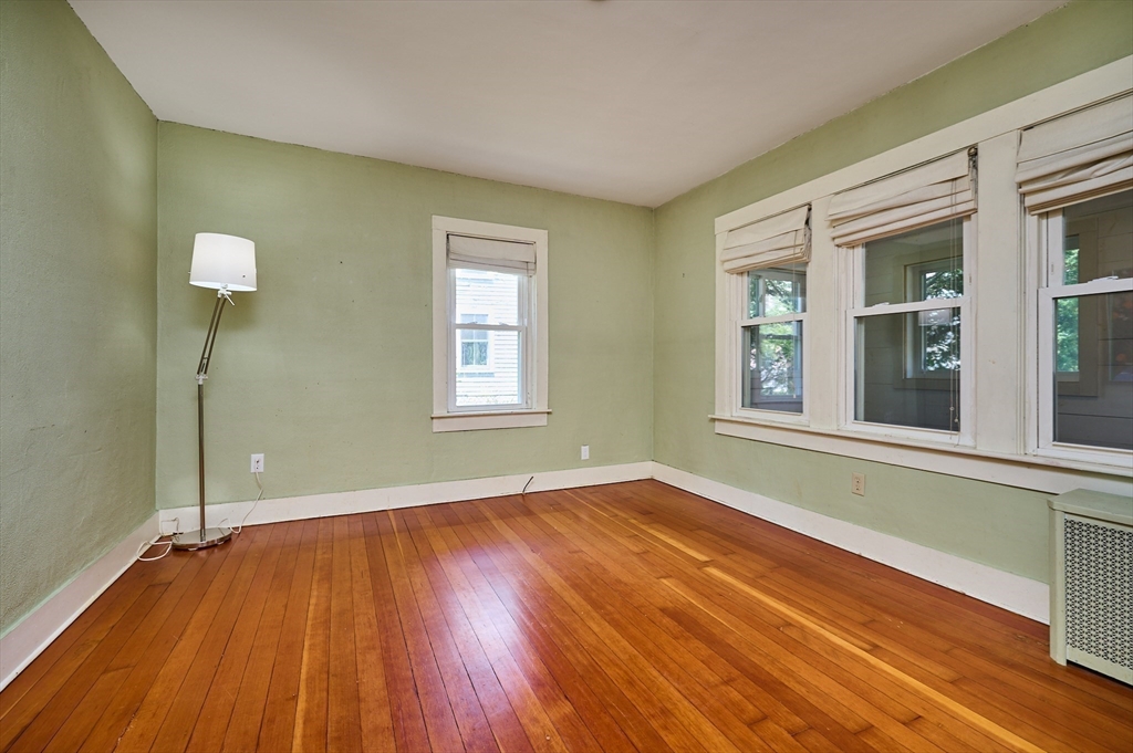 78 Ferry Street Easthampton, MA 01027 - Photo 17 of 35