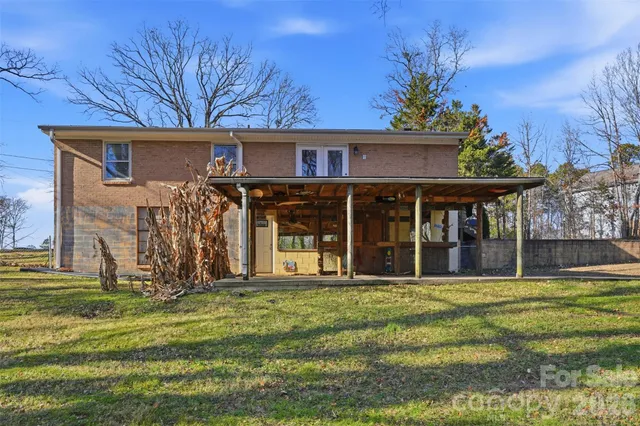 $350,000 | 324 Pawley Drive, Charlotte, NC 28214