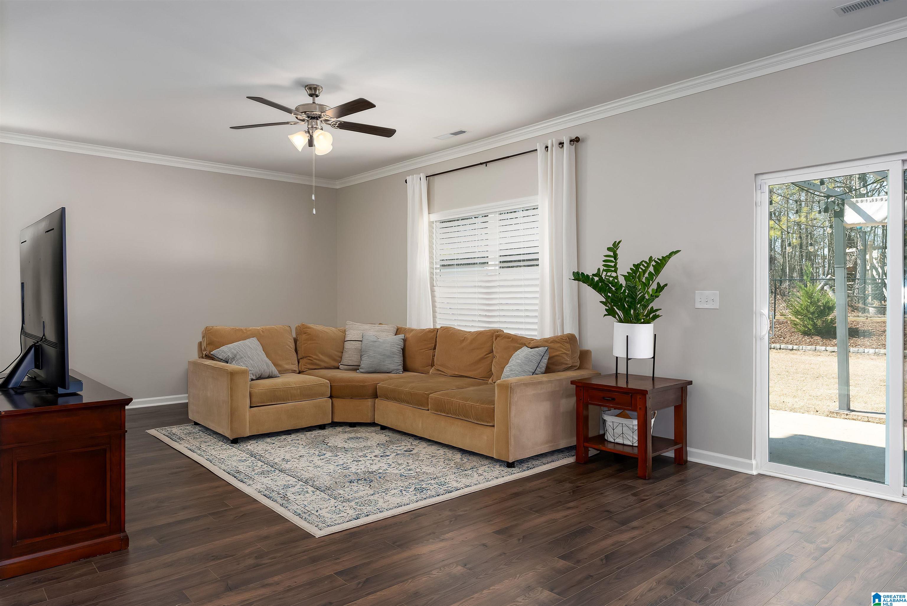 1040 Gadwall Drive Alabaster, AL 35007 - Photo 8 of 39