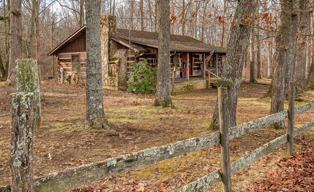705 Wine Road Dandridge, TN 37725 - Photo 2 of 31 Gallery Image 2