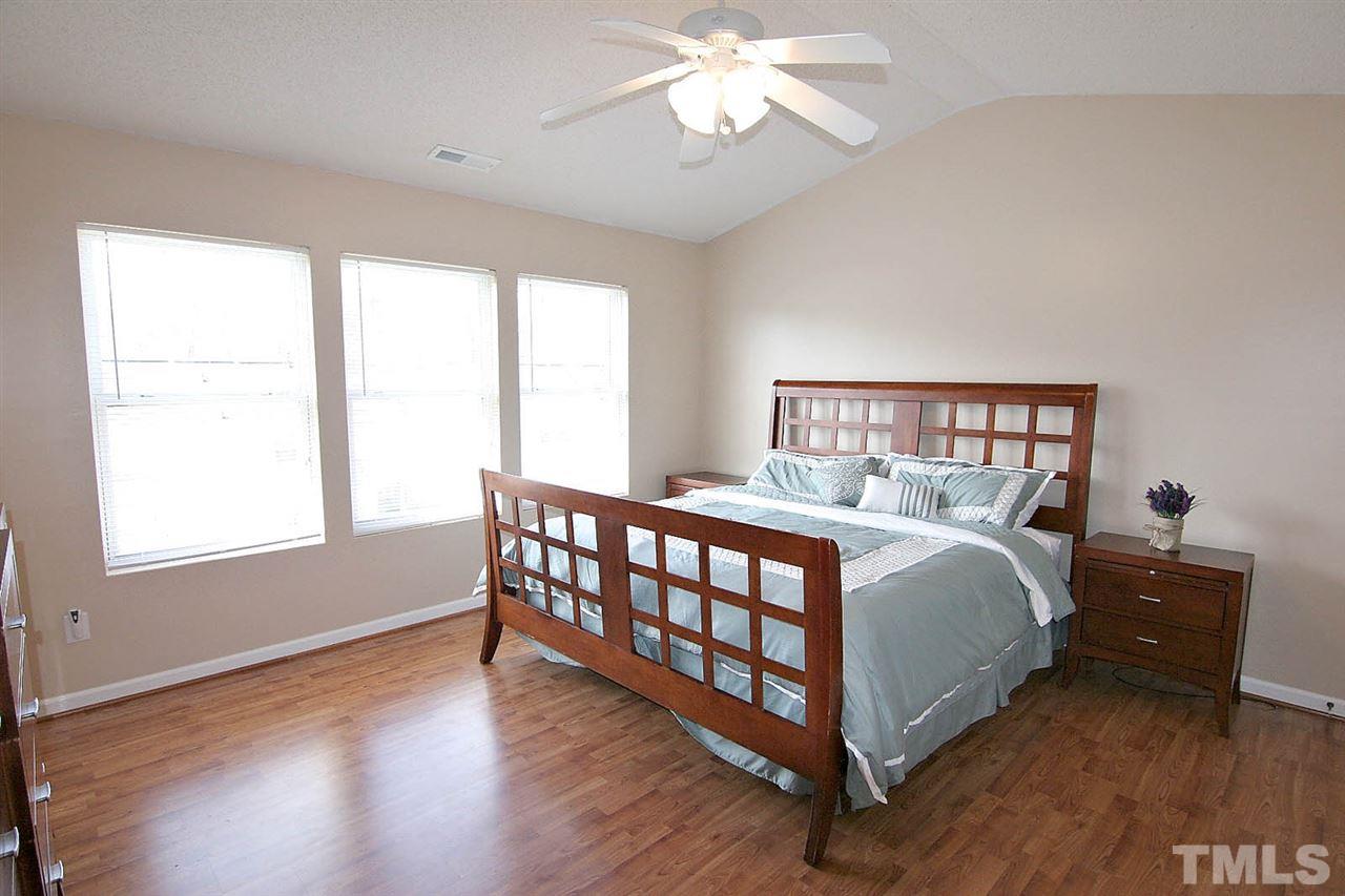 5608 Orchard Gate Way Raleigh, NC 27616 - Photo 5 of 25 Gallery Image 5