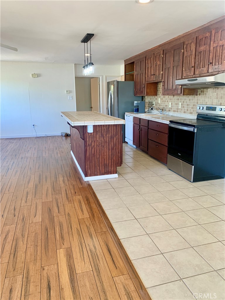 13649 Arrowhead Road Clearlake, CA 95422 - Photo 5 of 35 Gallery Image 5