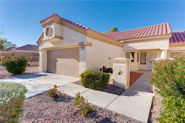 $1,795 | 2717 Sungold Drive, Las Vegas, NV 89134