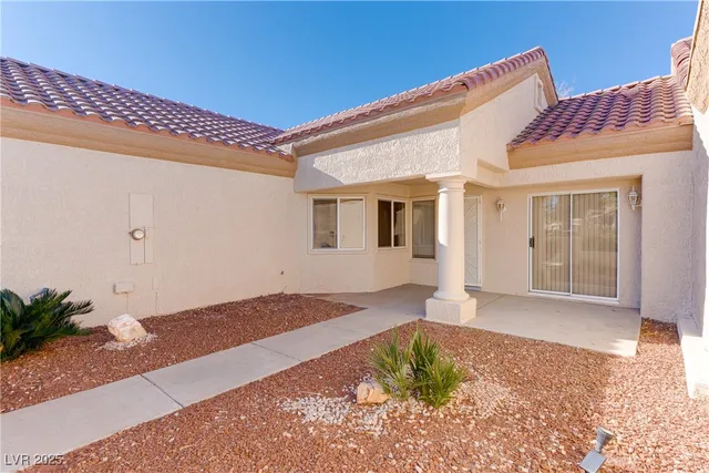 $1,795 | 2717 Sungold Drive, Las Vegas, NV 89134
