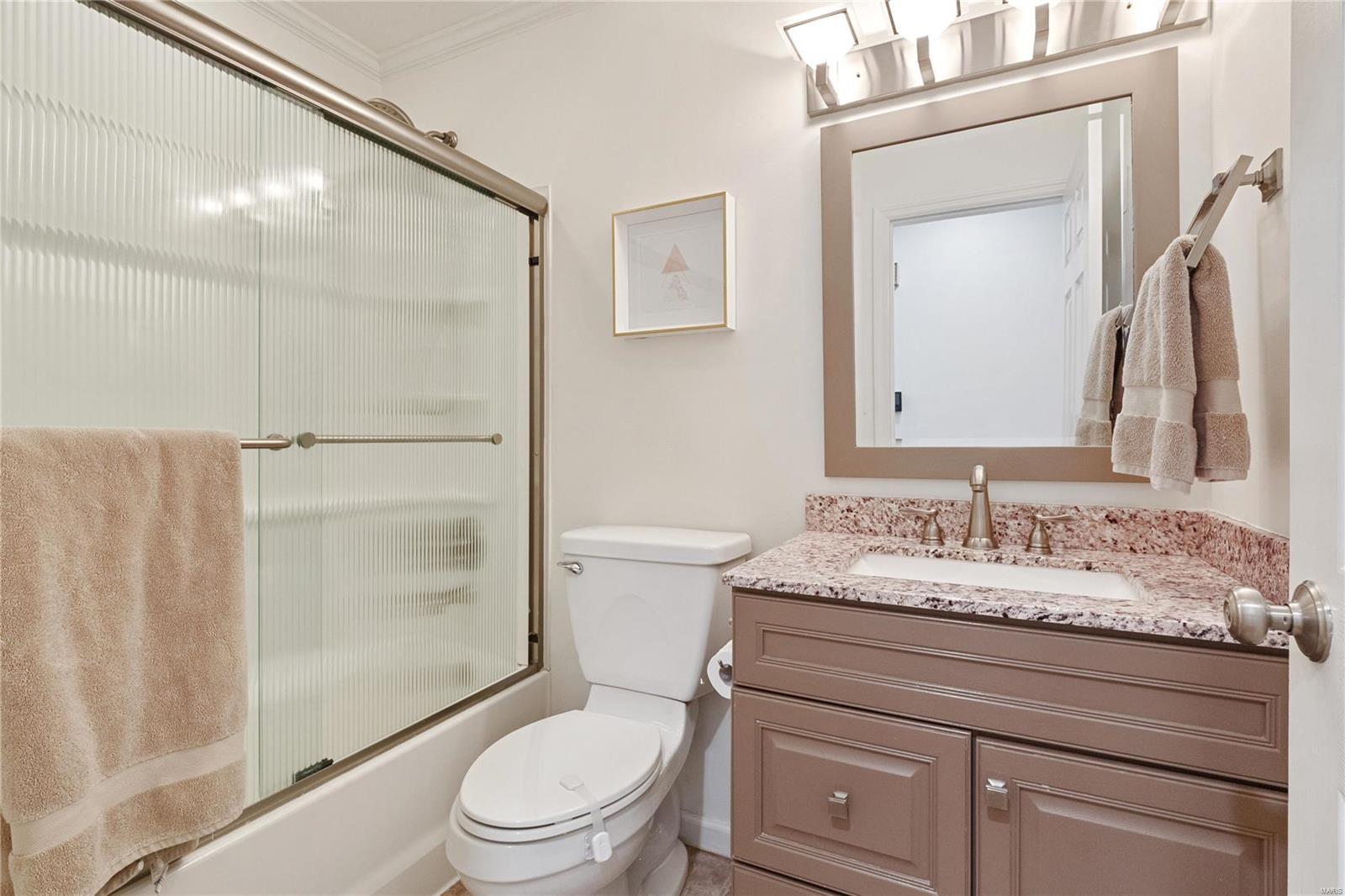 9156 Pardee Spur Crestwood, MO 63126 - Photo 15 of 27