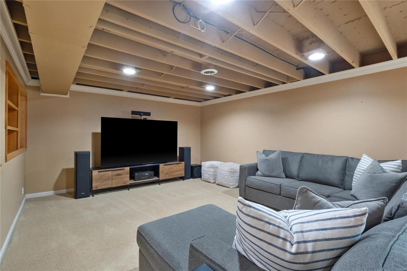 9156 Pardee Spur Crestwood, MO 63126 - Photo 18 of 27