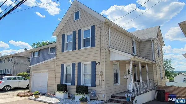 $569,900 | 609 Chase Avenue, Lyndhurst, NJ 07071