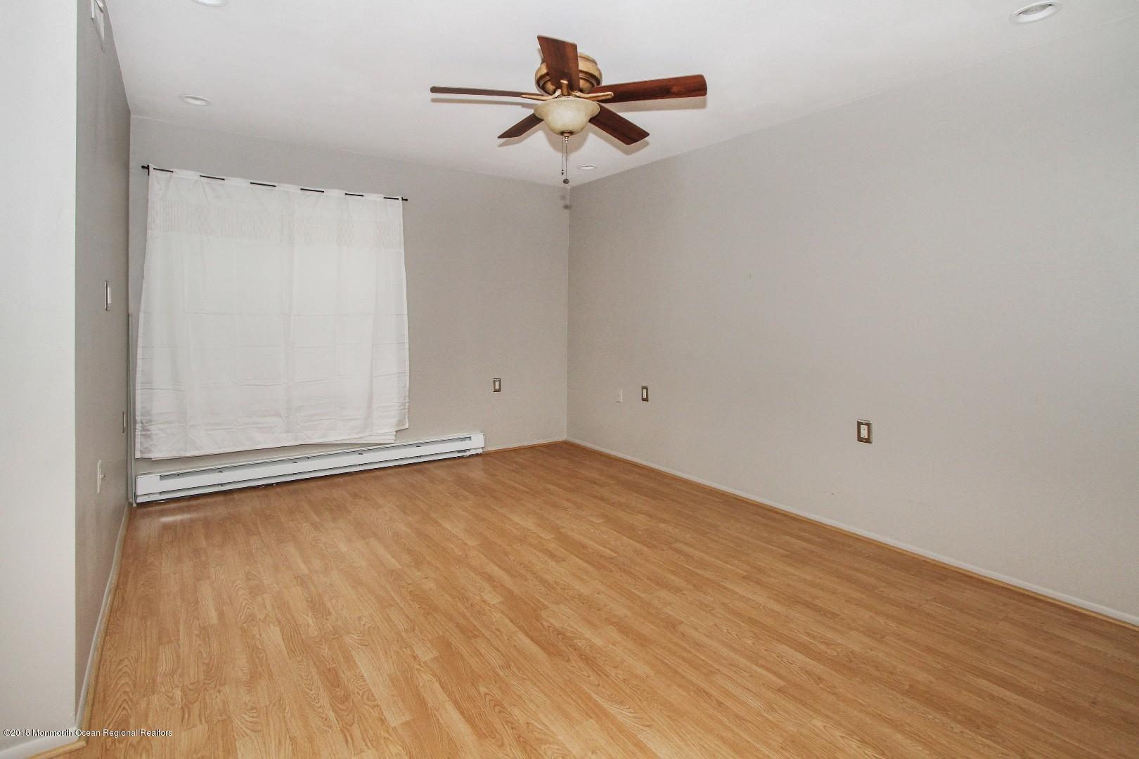 78 Hastings Road Manchester Township, NJ 08759 - Photo 12 of 21 Kemmerer_12581_P12_75099