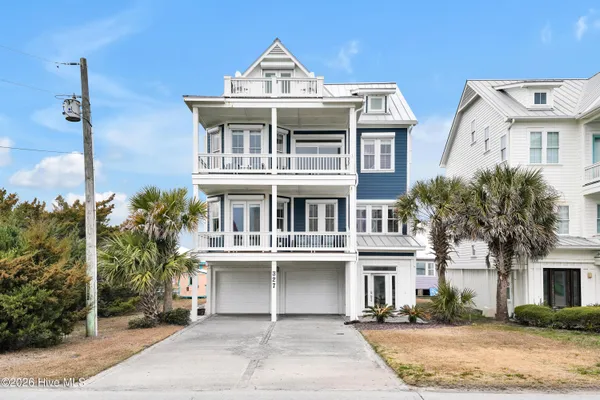 $1,450,000 | 327 North Shore Drive, Surf City, NC 28445
