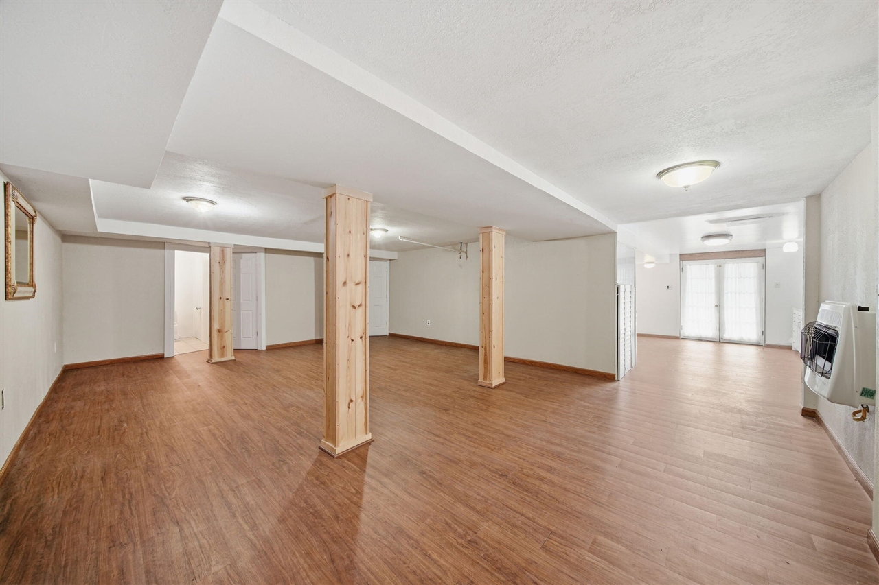 5995 North Sandstone Road Jackson, MI 49201 - Photo 34 of 70 Gallery Image 34