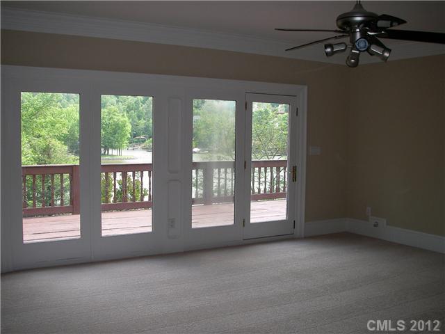 7529 Buckland Road Charlotte, NC 28278 - Photo 6 of 11 Gallery Image 6