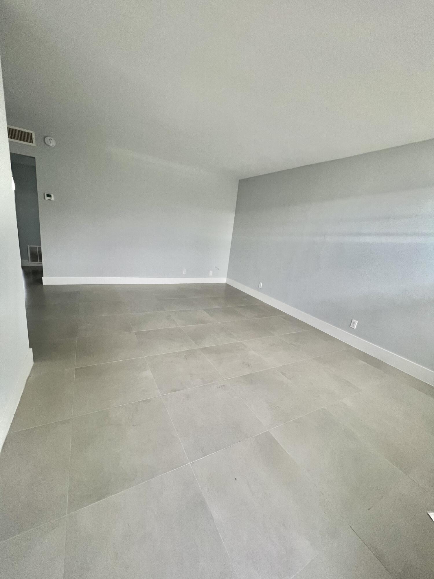 20 Southeast 13th Street, Unit B2 Boca Raton, FL 33432 - Photo 4 of 7 27AD9EB6-9D03-45F6-83C1-84407E8ACDCF