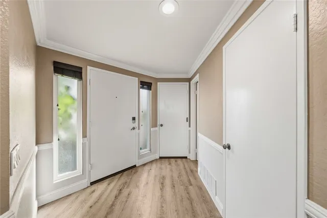 $910,000 | 5 Robin Hill Lane, Laguna Hills, CA 92653