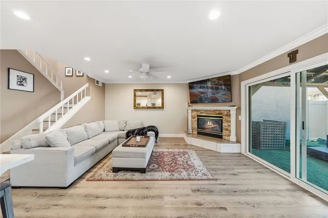 $910,000 | 5 Robin Hill Lane, Laguna Hills, CA 92653