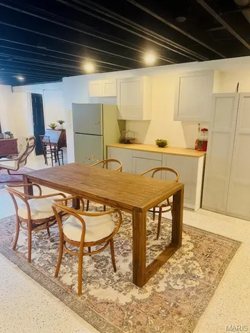 $480,500 | 661 Clifton Hill Drive, St. Peters, MO 63376