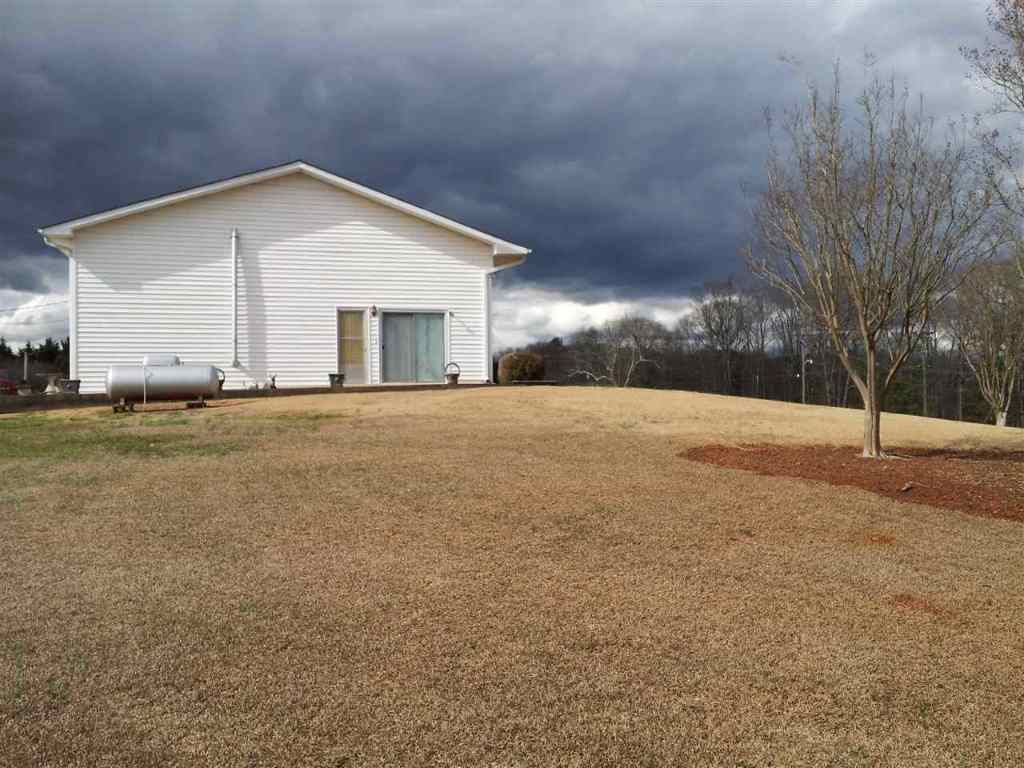 940 Shiloh Road Seneca, SC 29678 - Photo 5 of 21 Gallery Image 5