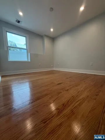 $3,500 | 14 Redwood Street, Unit FIRST, Bergenfield, NJ 07621