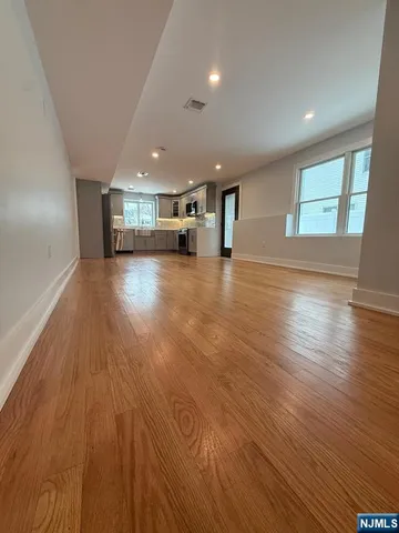 $3,500 | 14 Redwood Street, Unit FIRST, Bergenfield, NJ 07621