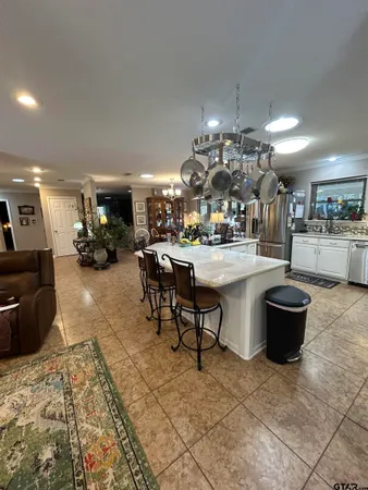 $469,800 | 18058 Whispering Pines Road, Flint, TX 75762