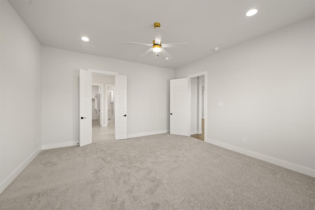 5221 Rowlan Row Midlothian, TX 76065 - Photo 22 of 34