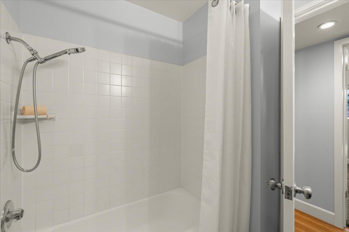159 Anne Way Los Gatos, CA 95032 - Photo 38 of 50 a bathroom with a shower