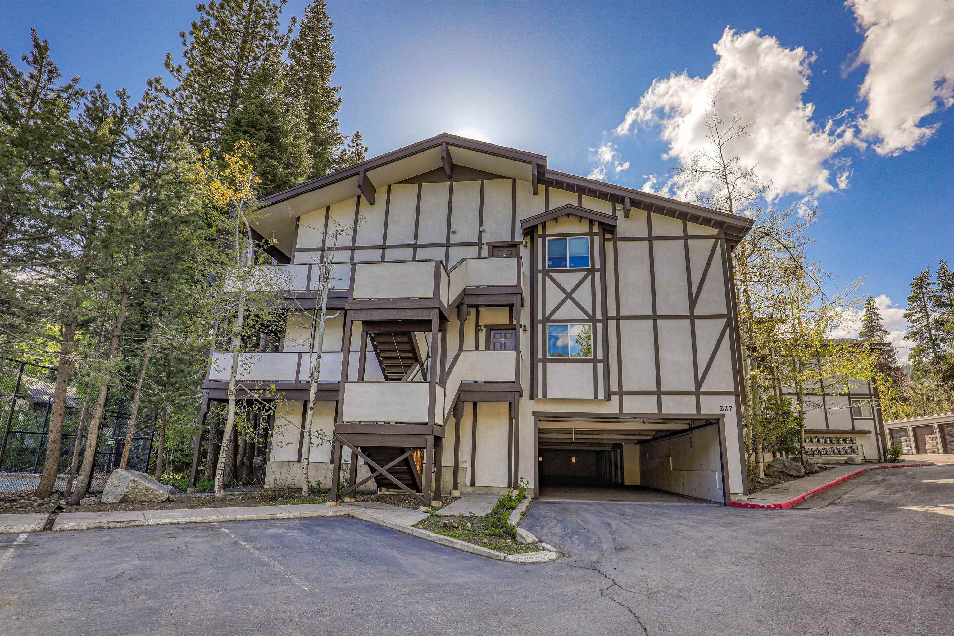 227 Olympic Vly Road, Unit 52 Olympic Valley, CA 96146 - Photo 3 of 21 a bathroom with a sink and a mirror