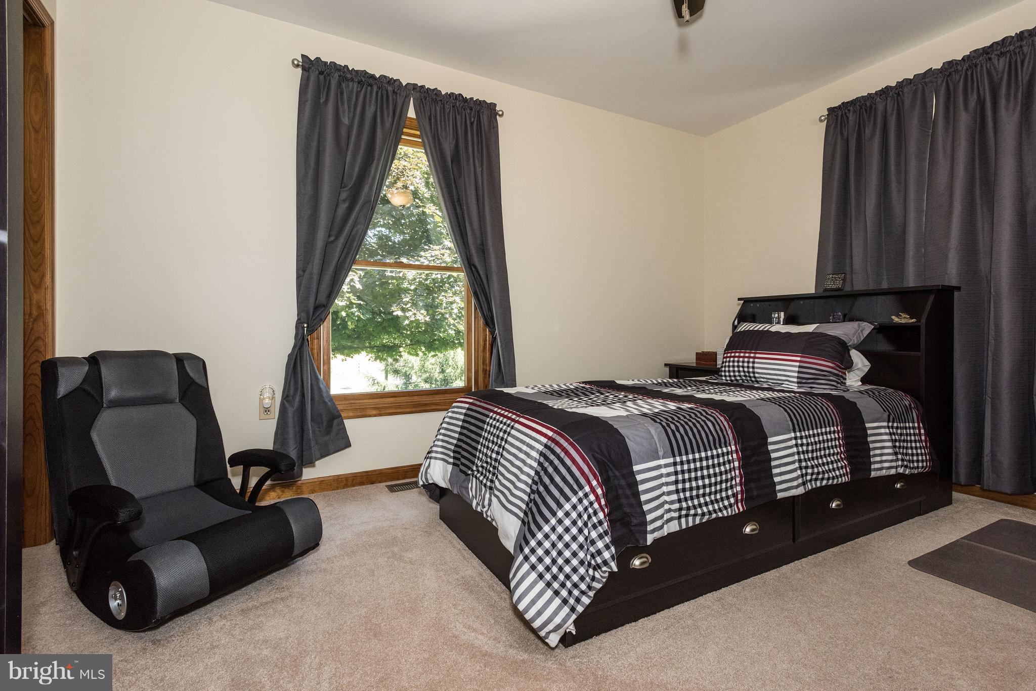 15008 Motters Station Road Rocky Ridge, MD 21778 - Photo 19 of 30 Bedroom