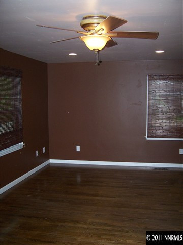 655 Hillcrest Drive Reno, NV 89509 - Photo 9 of 13 Photo 9