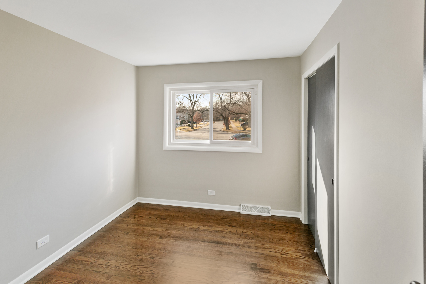1339 Heather Road Homewood, IL 60430 - Photo 18 of 30