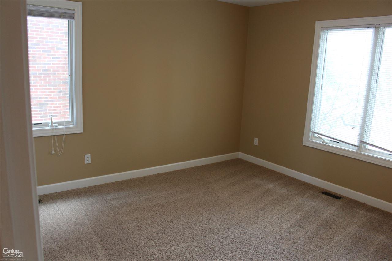 902 Trombley Road Grosse Pointe Park, MI 48230 - Photo 11 of 30