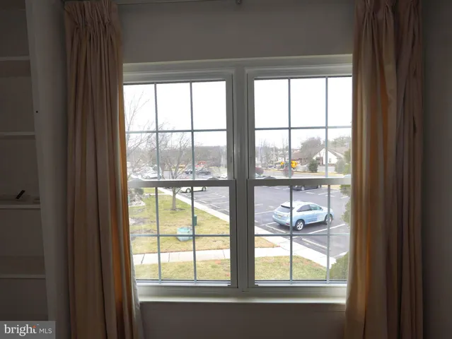 a view of empty room with window