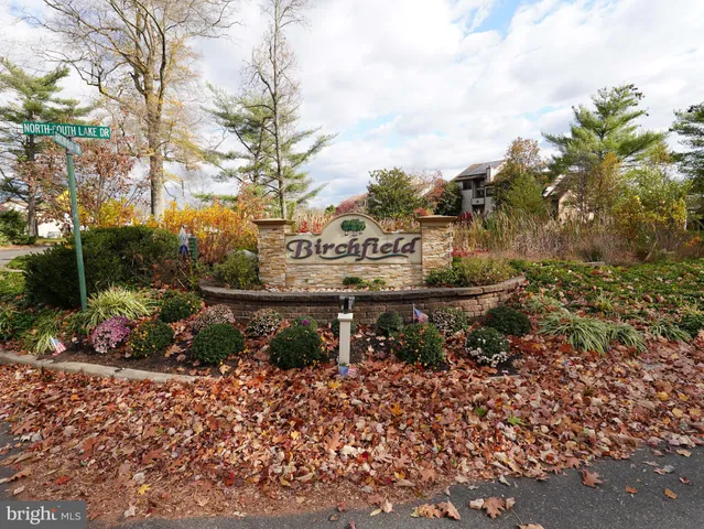 a view of lake with houses