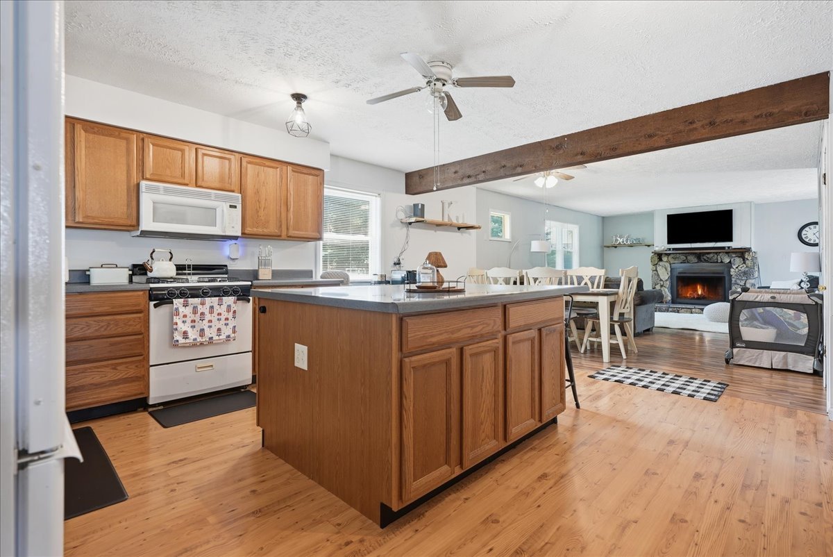 500 North Pearl Street Forrest, IL 61741 - Photo 7 of 40