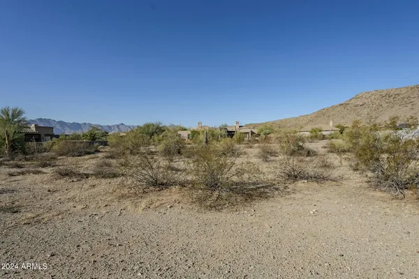 $339,000 | 16728 South 31st Lane, Unit 40, Phoenix, AZ 85045