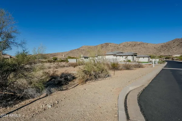 $339,000 | 16728 South 31st Lane, Unit 40, Phoenix, AZ 85045