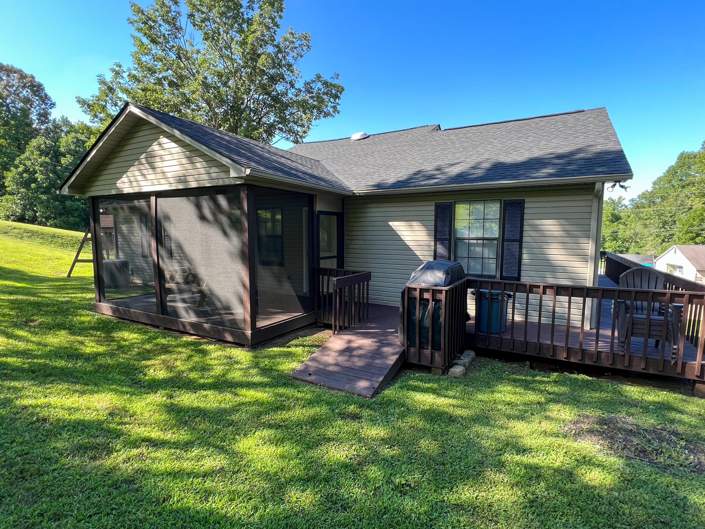 83 Golden Pond Road Monticello, KY 42633 - Photo 5 of 24 7E56F2DB-8121-4C5B-A483-666983D20108