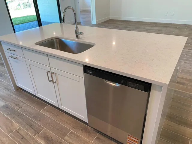 a close view of sink and tap