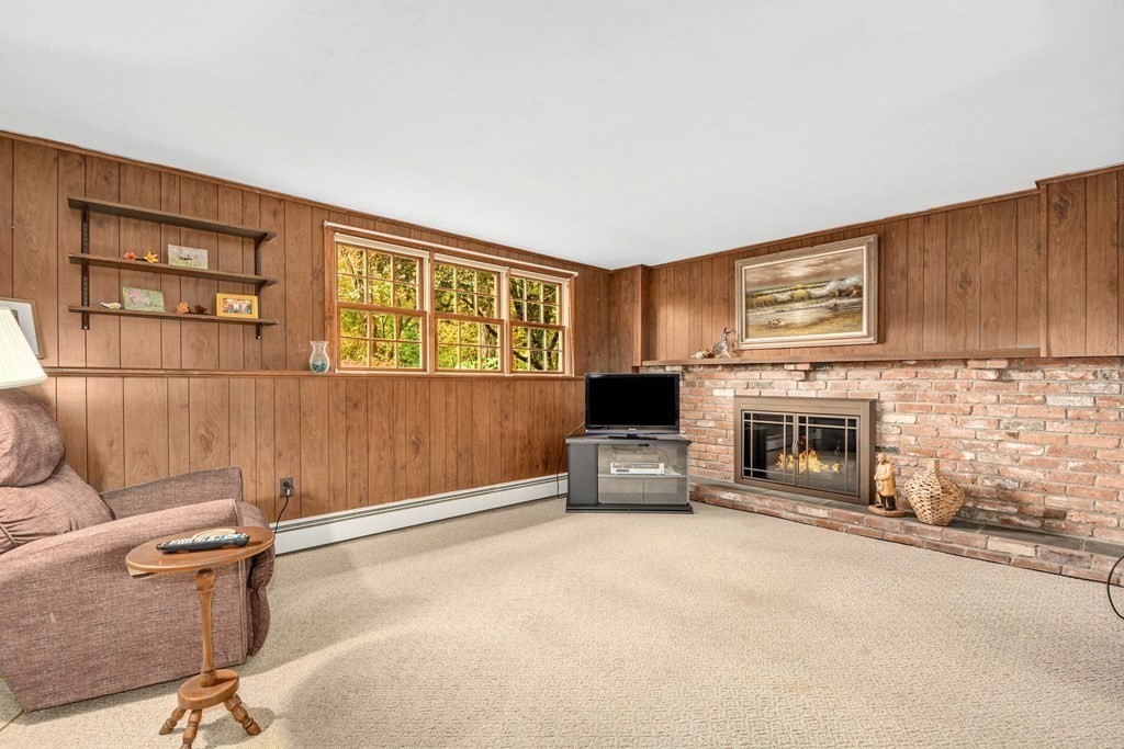 6 Cherlyn Drive Northborough, MA 01532 - Photo 20 of 35