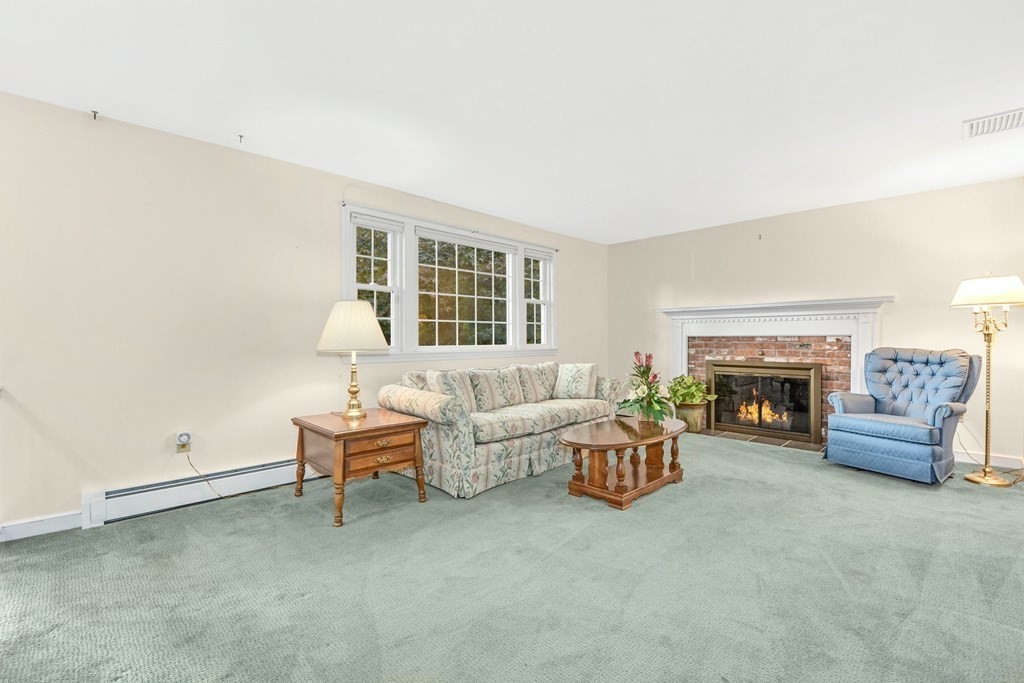 6 Cherlyn Drive Northborough, MA 01532 - Photo 4 of 35