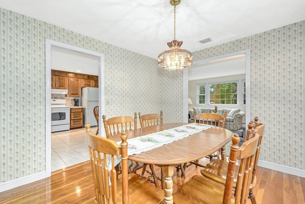 6 Cherlyn Drive Northborough, MA 01532 - Photo 7 of 35