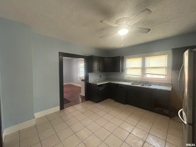 $99,900 | 203 West 12th Street, Metropolis, IL 62960