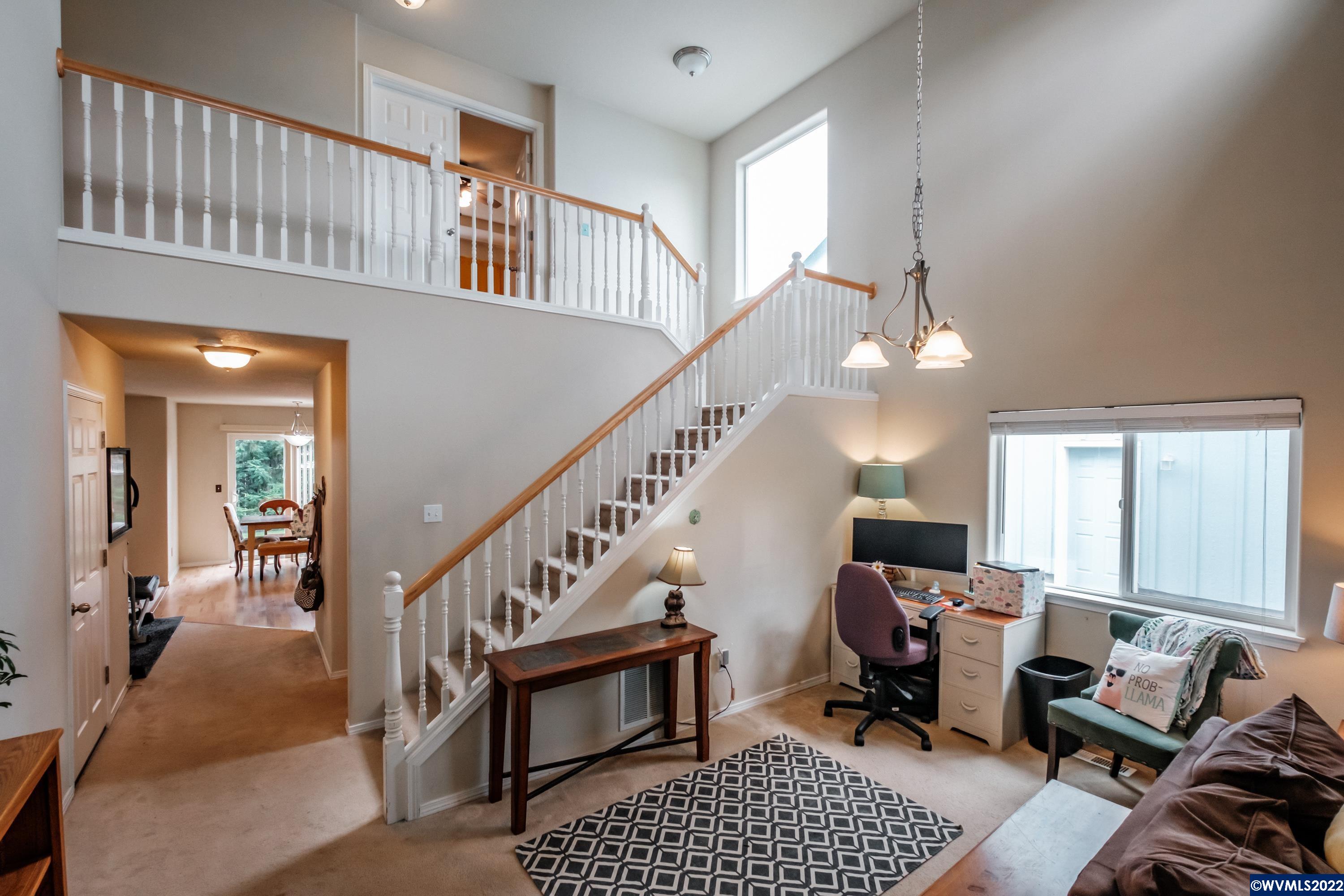 386 Southeast Casting Street Albany, OR 97322 - Photo 5 of 42