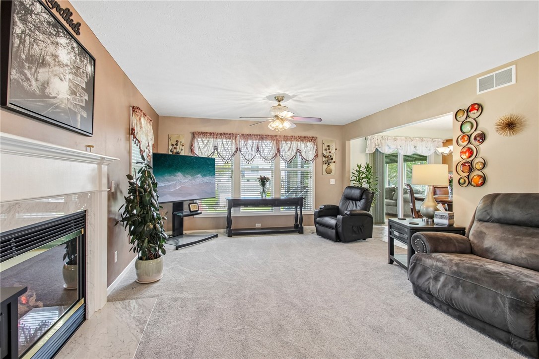 82 Quarterdeck Place Greece, NY 14612 - Photo 9 of 50