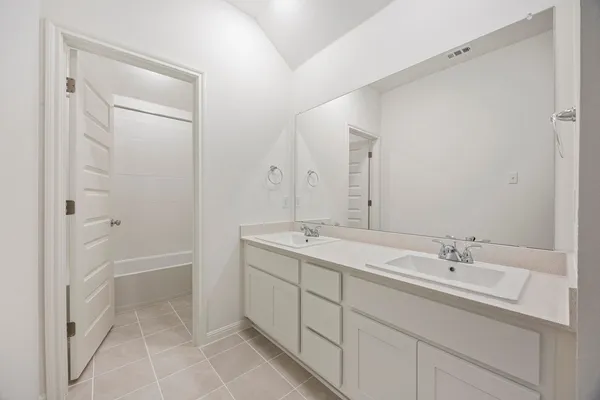 $314,990 | 184 Hornet Street, Elgin, TX 78621