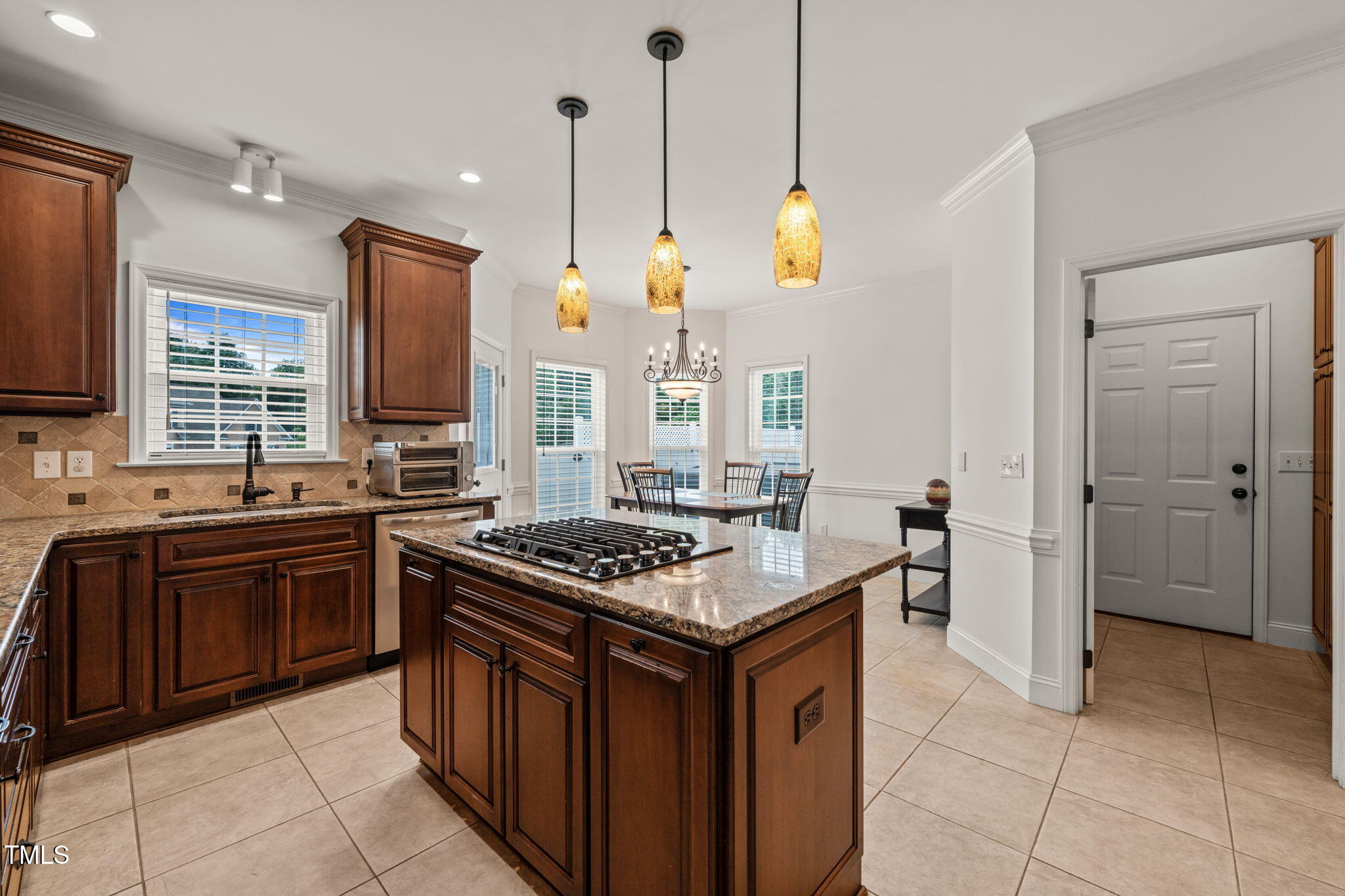 2000 Katesbridge Lane Raleigh, NC 27614 - Photo 19 of 52 19-web-or-mls-untitled-94