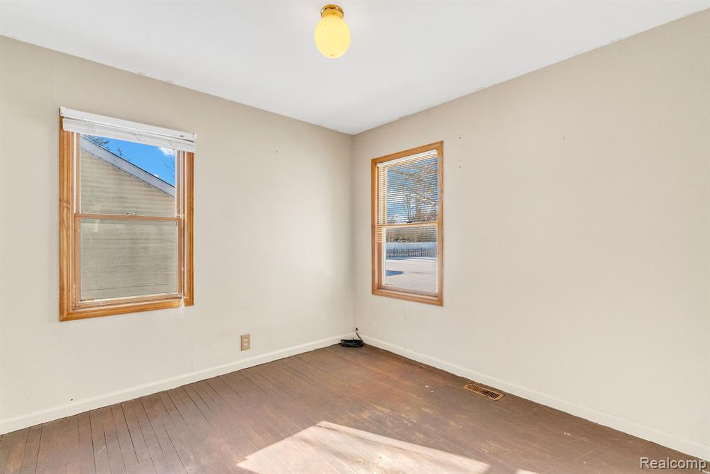 5412 Sandusky Road Peck, MI 48466 - Photo 11 of 40