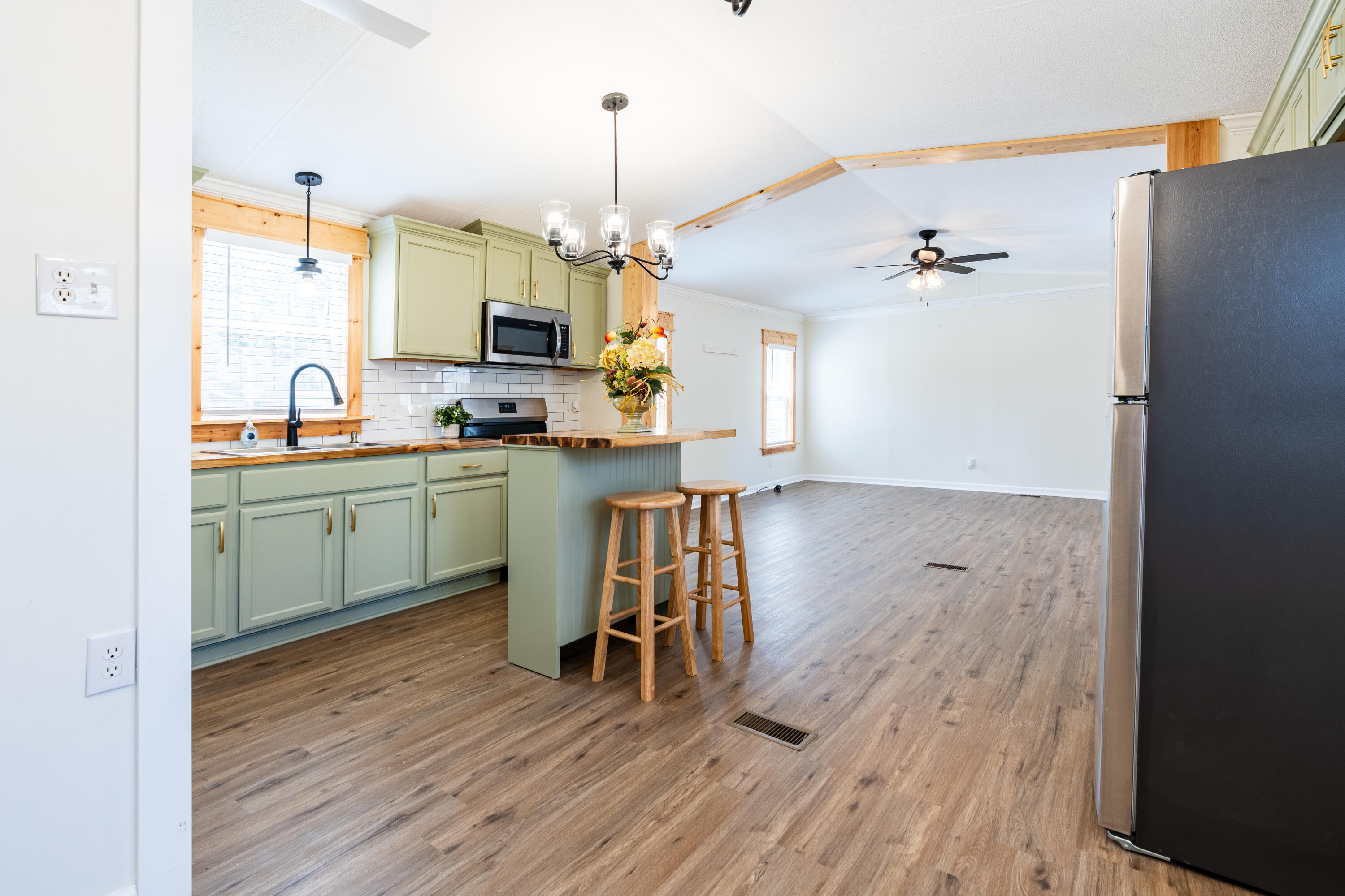 413 Fantail Lane Cross, SC 29436 - Photo 4 of 46 413 Fantail Lane-30