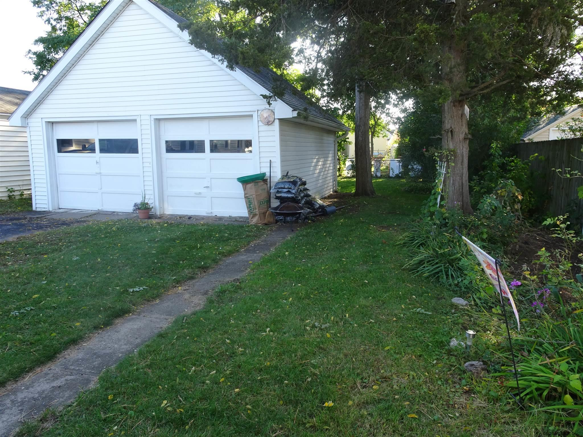 229 Princetown Road Rotterdam, NY 12306 - Photo 26 of 31 Photo 26